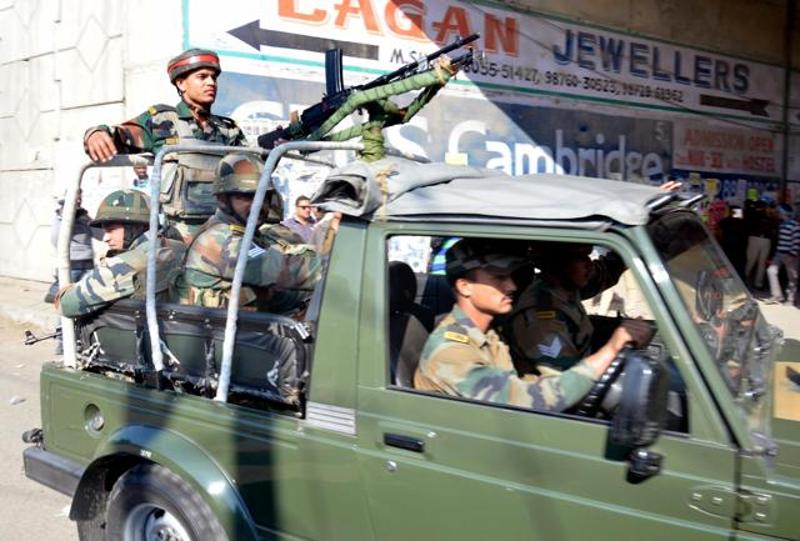 ಪಠಾಣ್‌ಕೋಟೆಯಲ್ಲಿ ಮುಂದುವರಿದ ಕಾರ್ಯಾಚರಣೆ  ; ಇನಷ್ಟು  ಉಗ್ರರು ಅಡಗಿಕೊಂಡಿರುವ ಶಂಕೆ